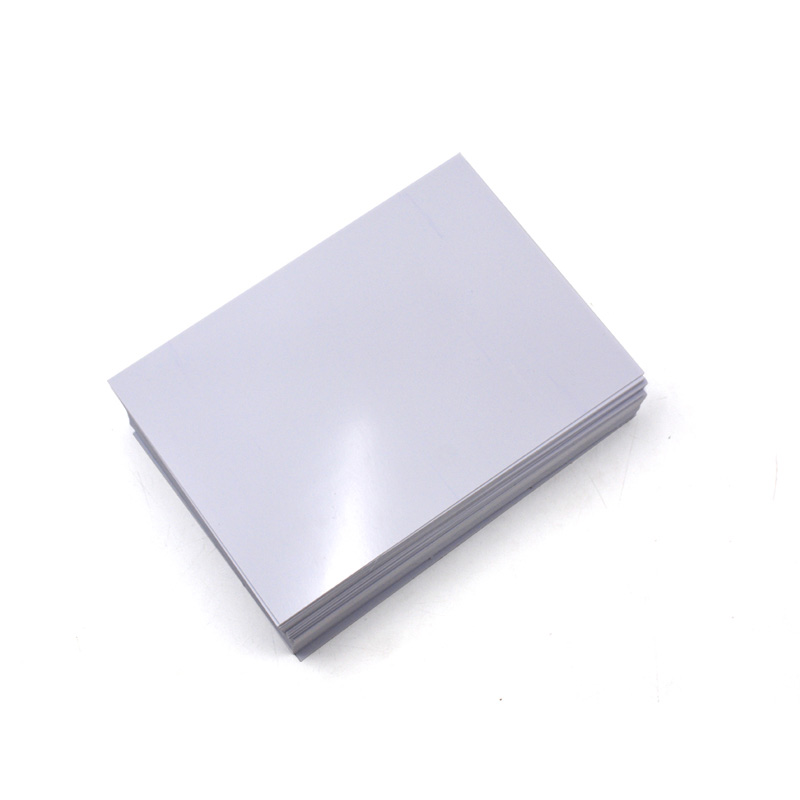 Fehér hőálló szilikon műanyag lap A4 méretű PET lap az azonosító kártya elkészítéséhez